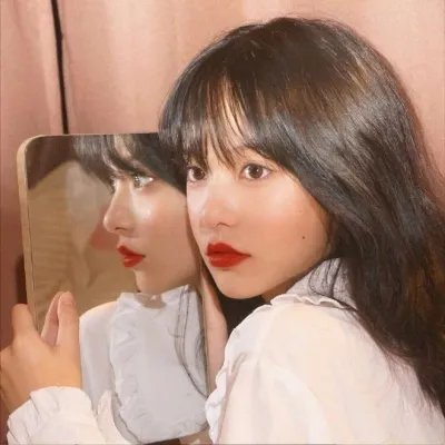 怪诞秀海报